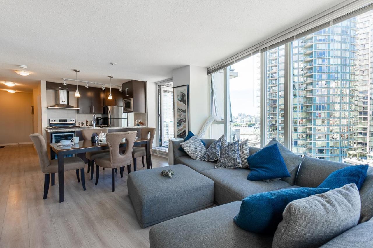 Stunning 2 Bedroom Condo With Downtown Views!!! וונקובר מראה חיצוני תמונה
